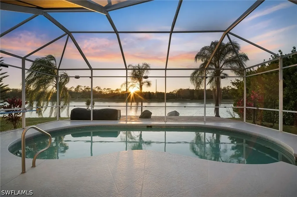 3381 Mystic River Drive Naples FL 34120