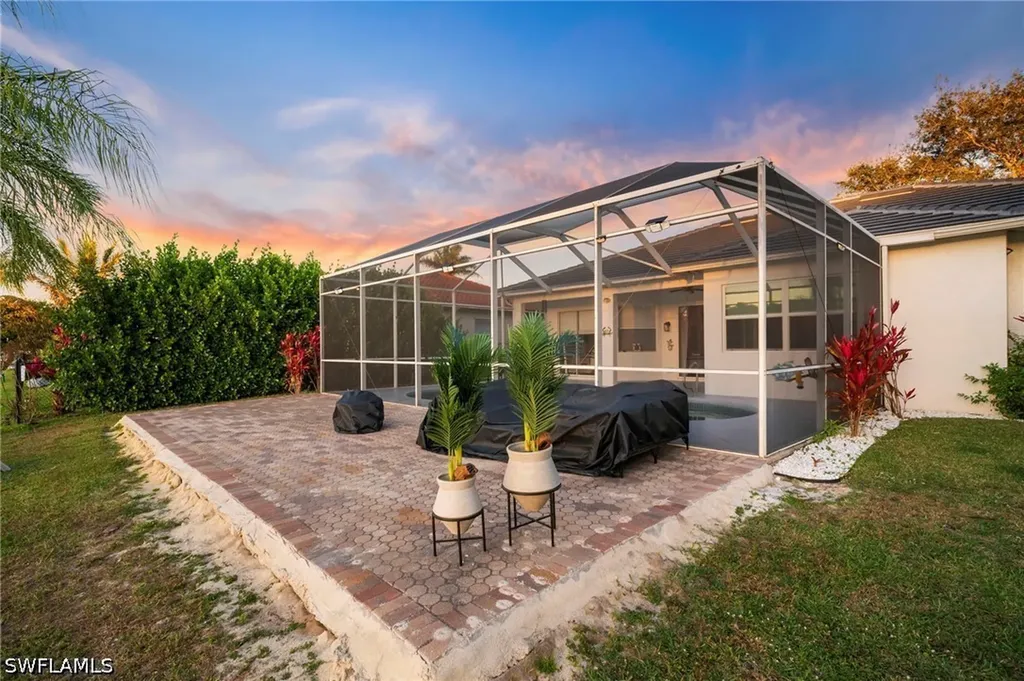 3381 Mystic River Drive Naples FL 34120