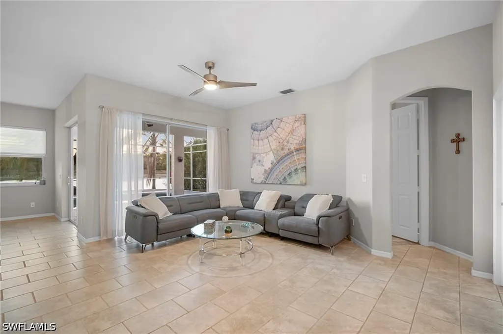 3381 Mystic River Drive Naples FL 34120