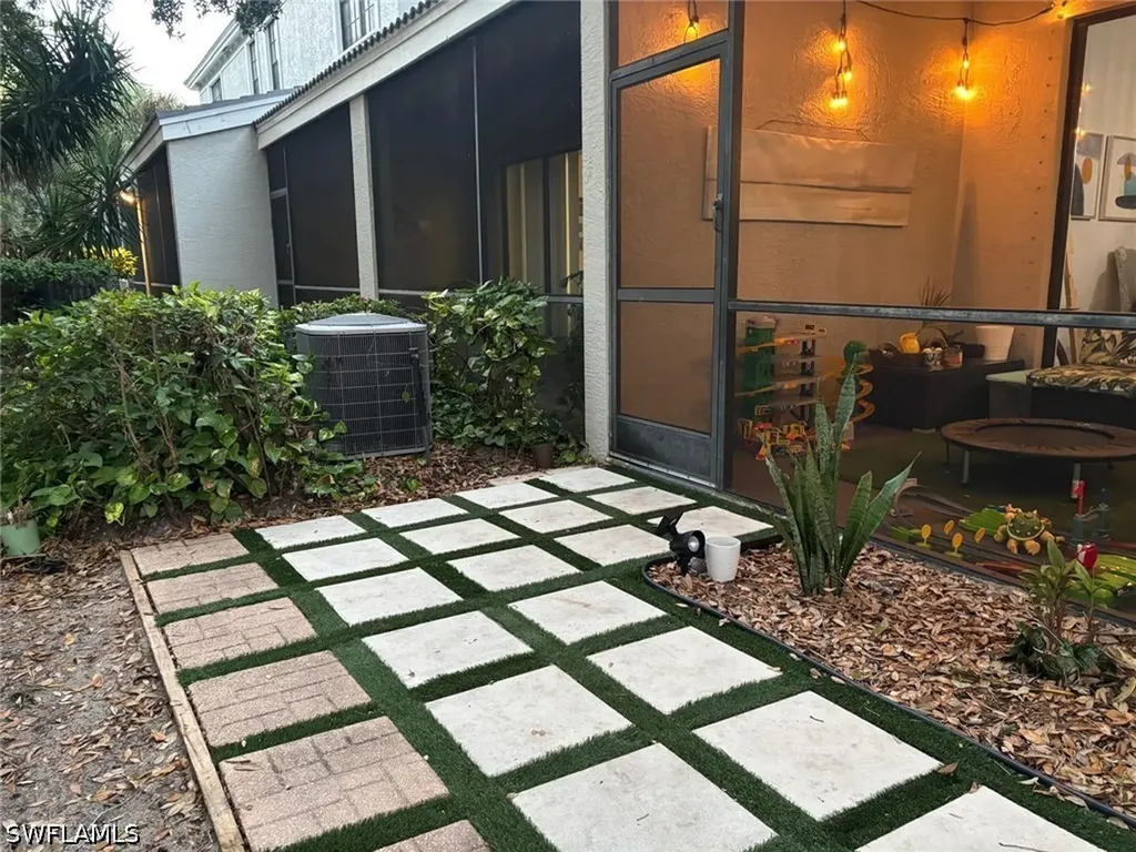 14908 Summit Place Circle Naples FL 34119