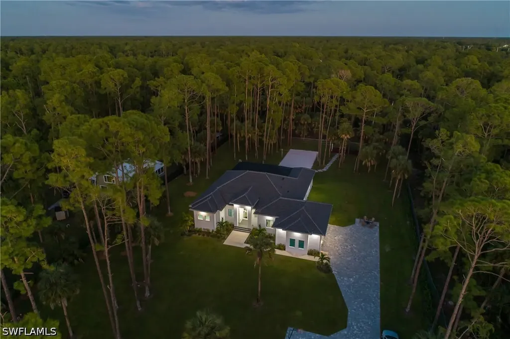 788 9th Street SW Naples FL 34117
