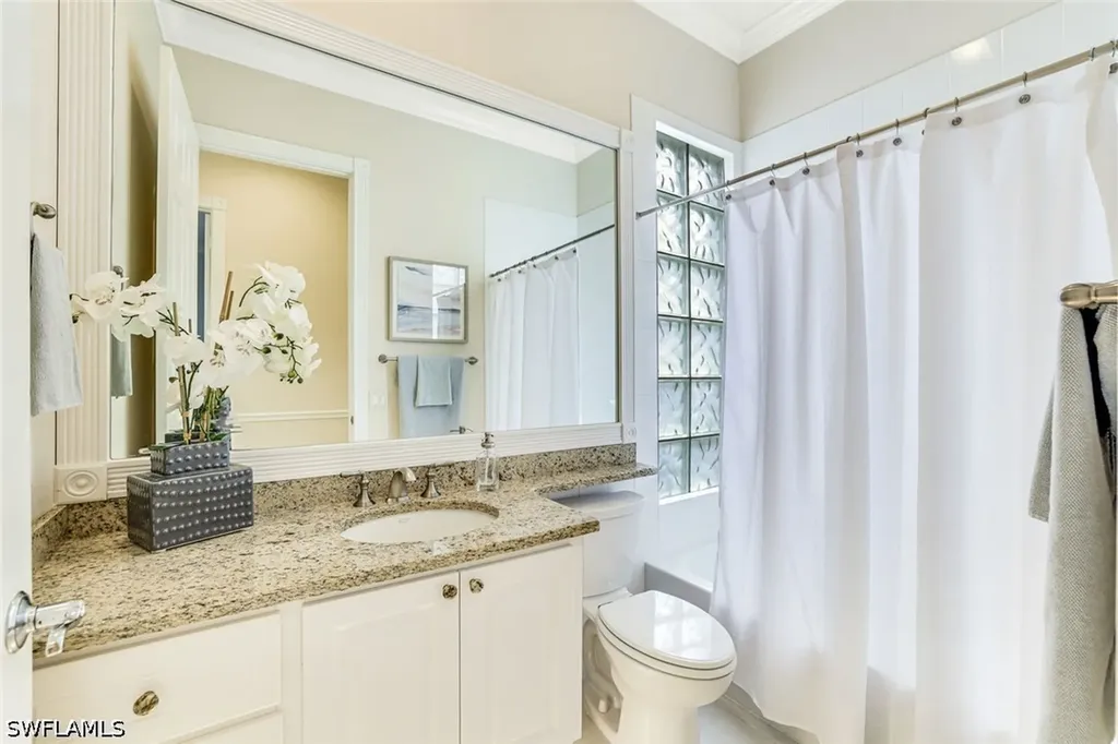 4796 Martinique Way Naples FL 34119
