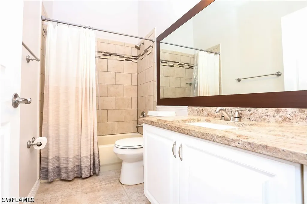 5145 Cobble Creek Court Naples FL 34110