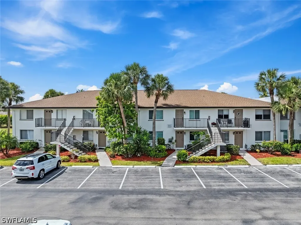 3608 Arctic Circle Naples FL 34112