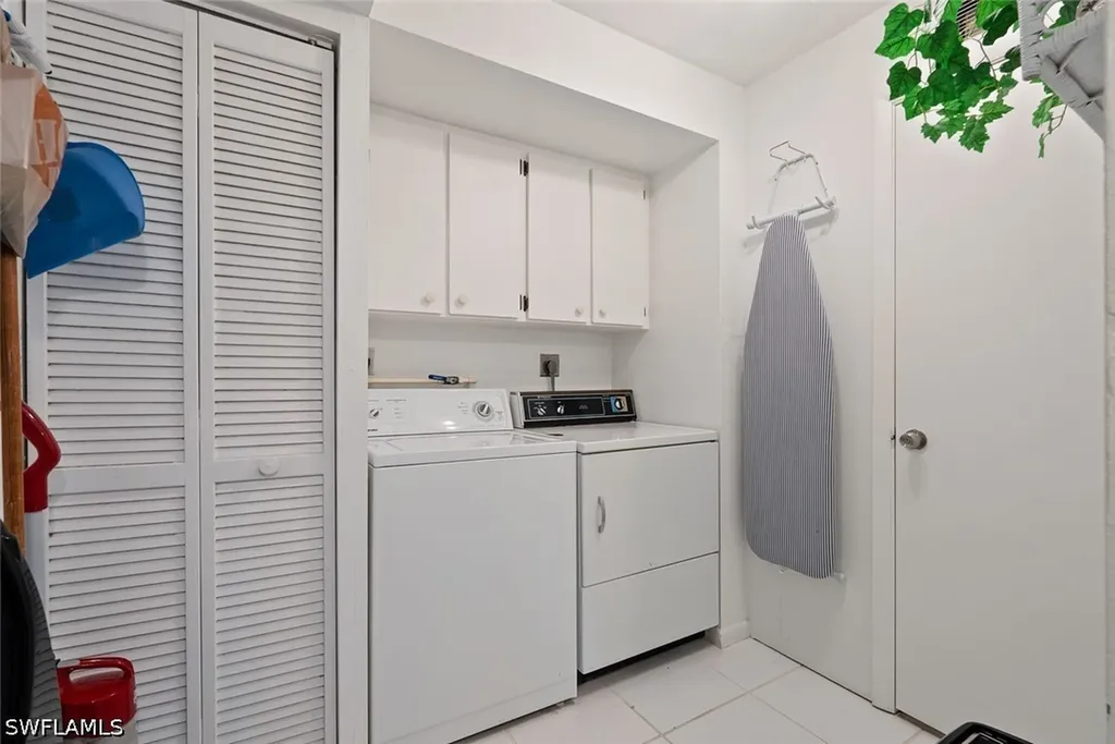 3608 Arctic Circle Naples FL 34112