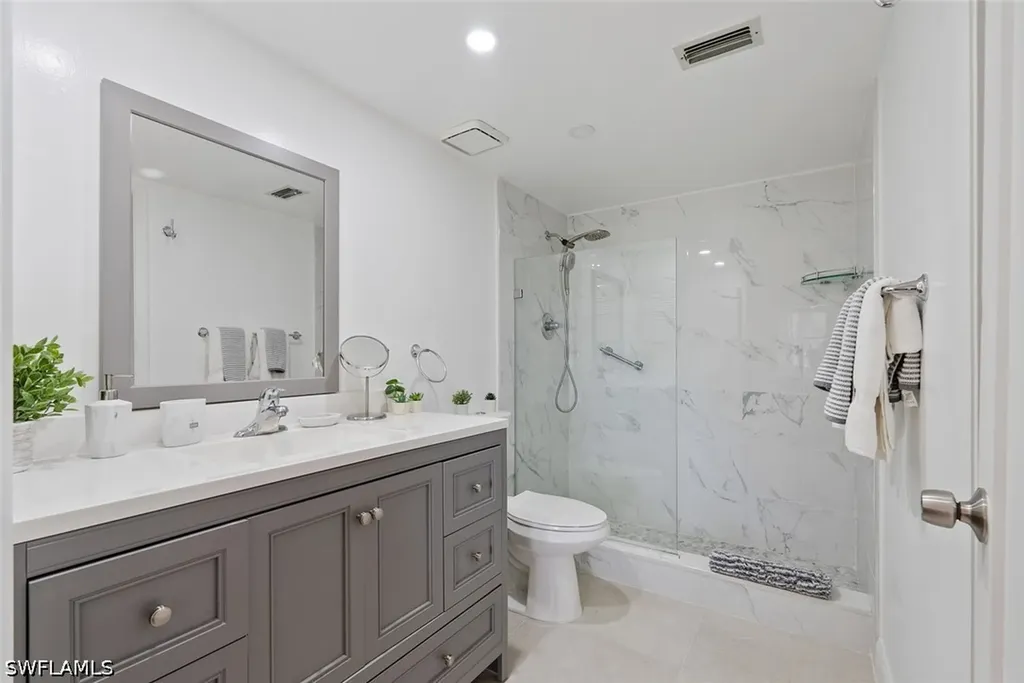 3608 Arctic Circle Naples FL 34112
