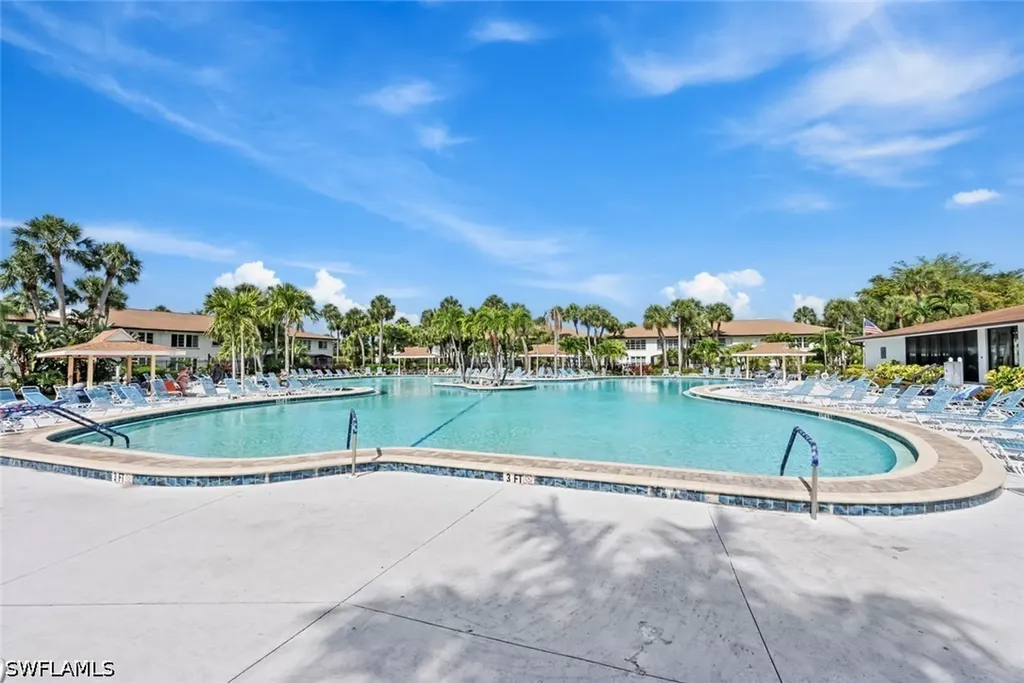 3608 Arctic Circle Naples FL 34112