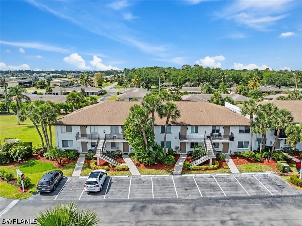 3608 Arctic Circle Naples FL 34112