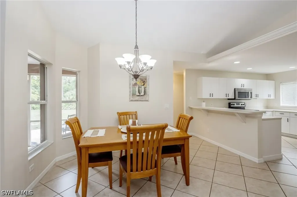 2910 2nd Street NE Naples FL 34120