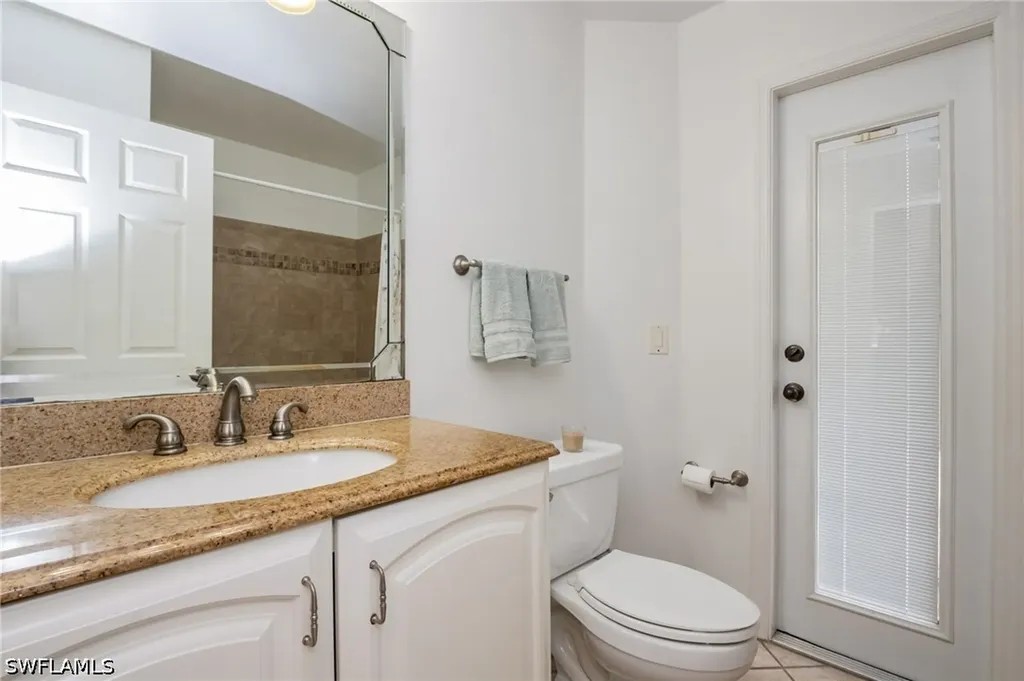 2910 2nd Street NE Naples FL 34120