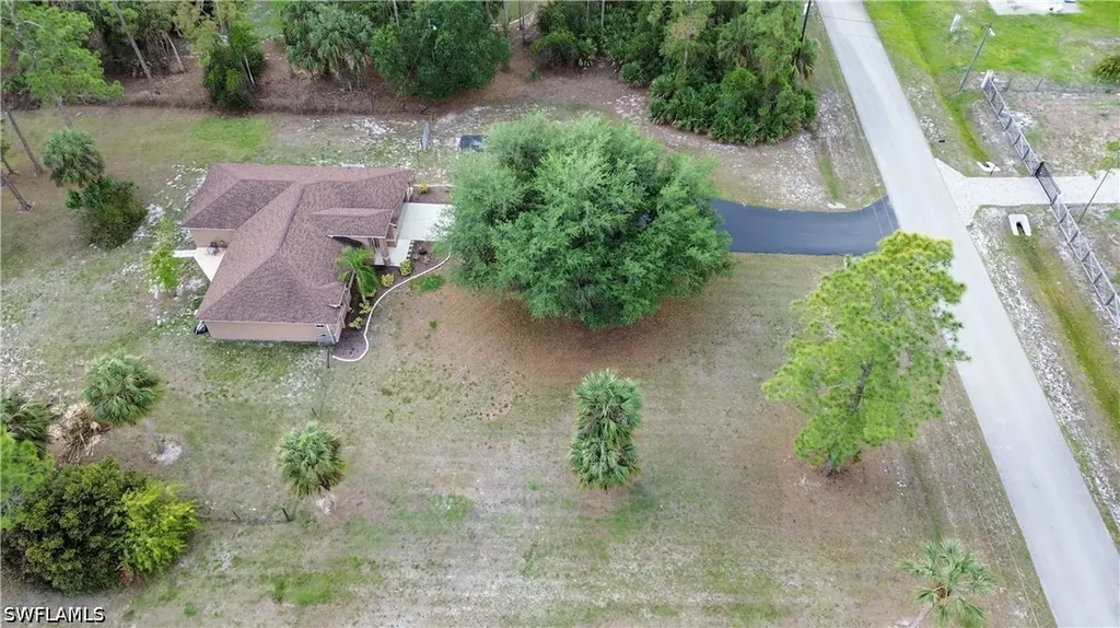 2910 2nd Street NE Naples FL 34120