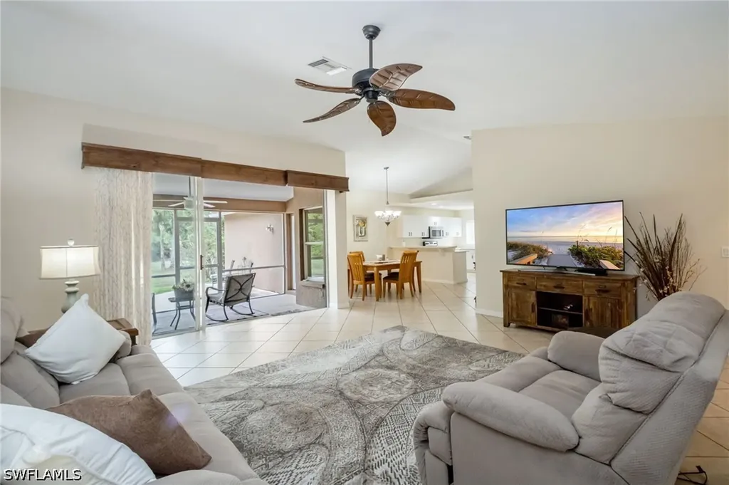 2910 2nd Street NE Naples FL 34120