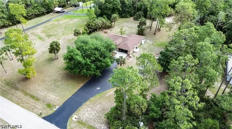 2910 2ND Street NE Naples FL 34120