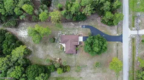 2910 2ND Street NE Naples FL 34120