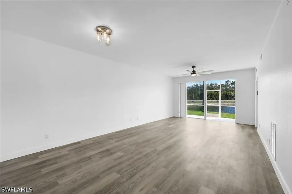 3250 Cypress Glen Way Naples FL 34109