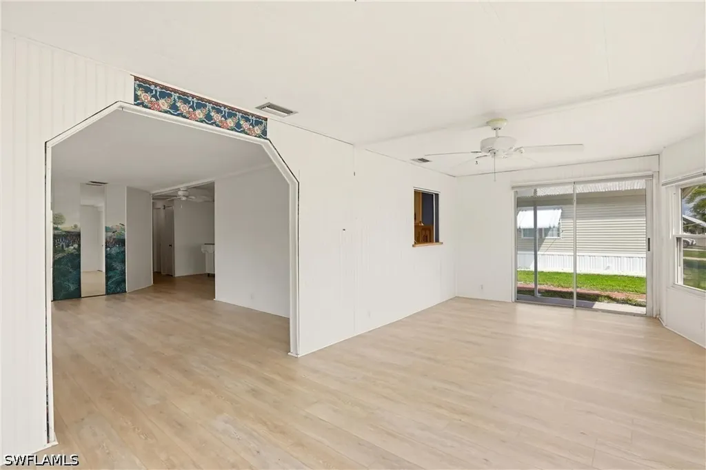 181 W Manatee Loop Punta Gorda FL 33950