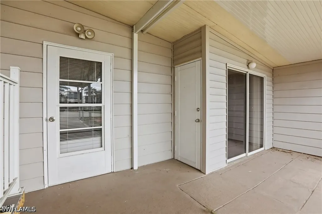 181 W Manatee Loop Punta Gorda FL 33950