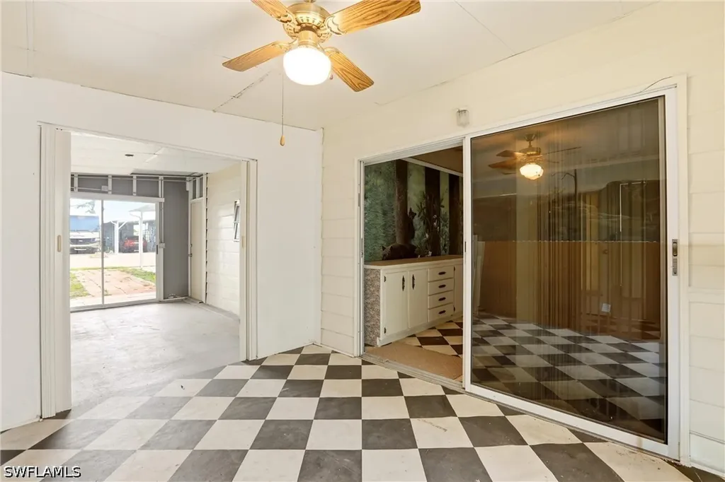 181 W Manatee Loop Punta Gorda FL 33950