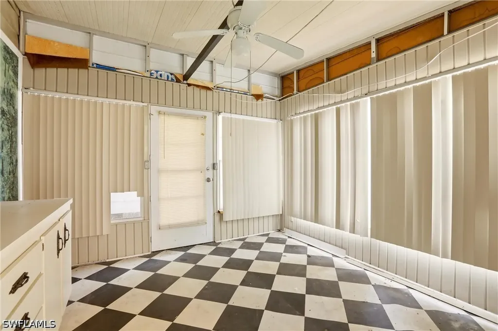 181 W Manatee Loop Punta Gorda FL 33950