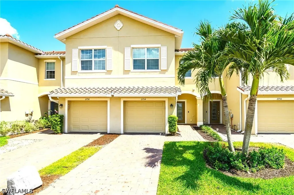 2754 Citrus Street Naples FL 34120