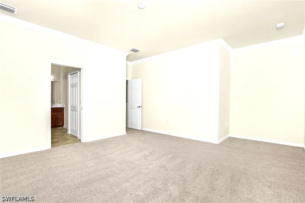 2754 Citrus Street Naples FL 34120