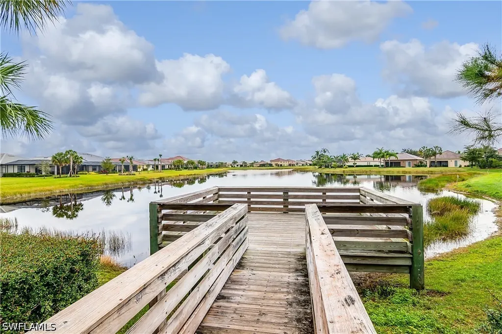 2754 Citrus Street Naples FL 34120