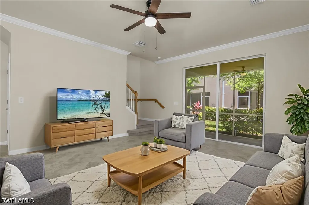 2754 Citrus Street Naples FL 34120