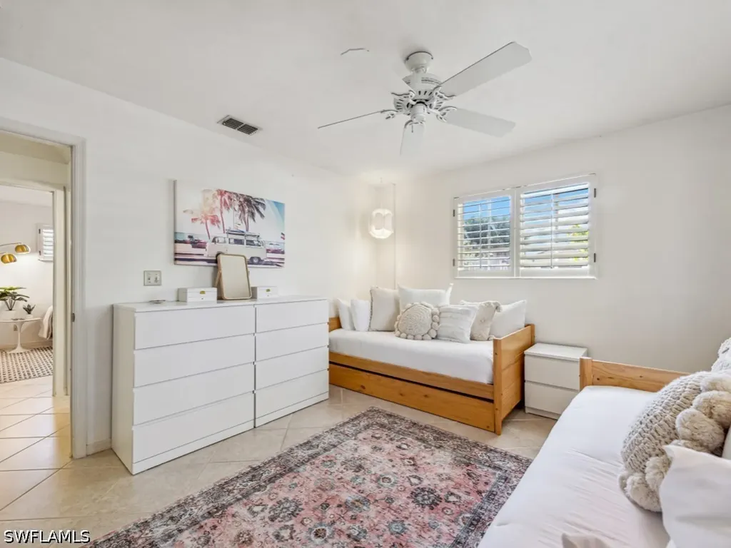 601 97th Avenue N Naples FL 34108