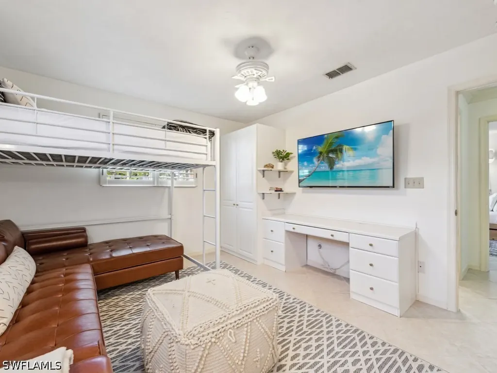 601 97th Avenue N Naples FL 34108