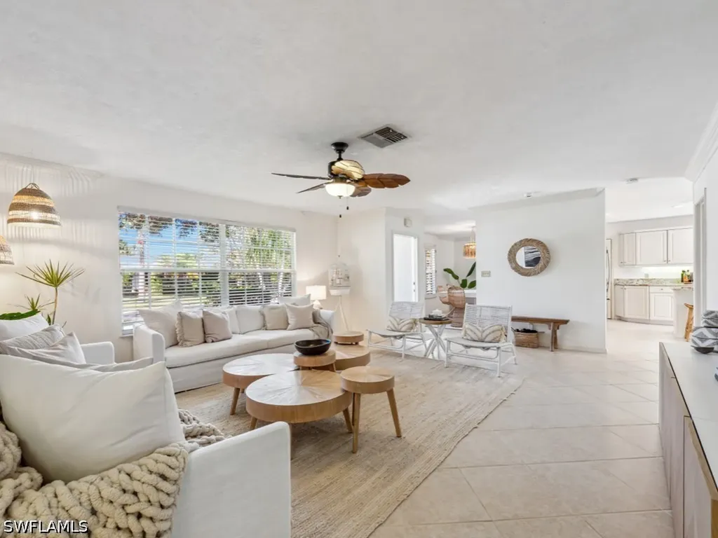 601 97th Avenue N Naples FL 34108