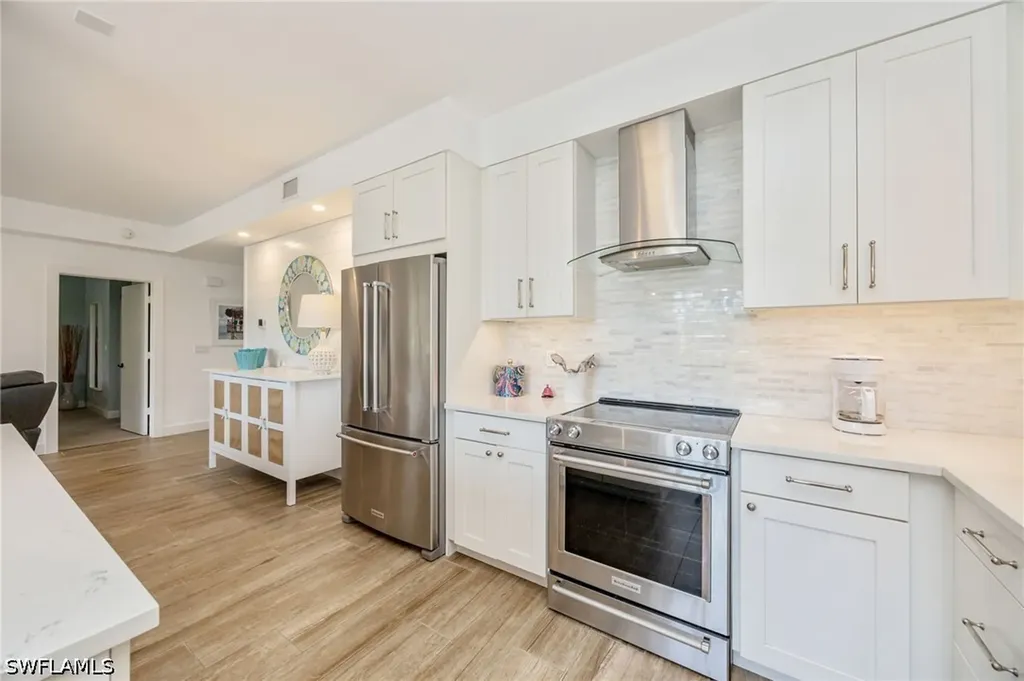 312 Bears Paw Trail Naples FL 34105