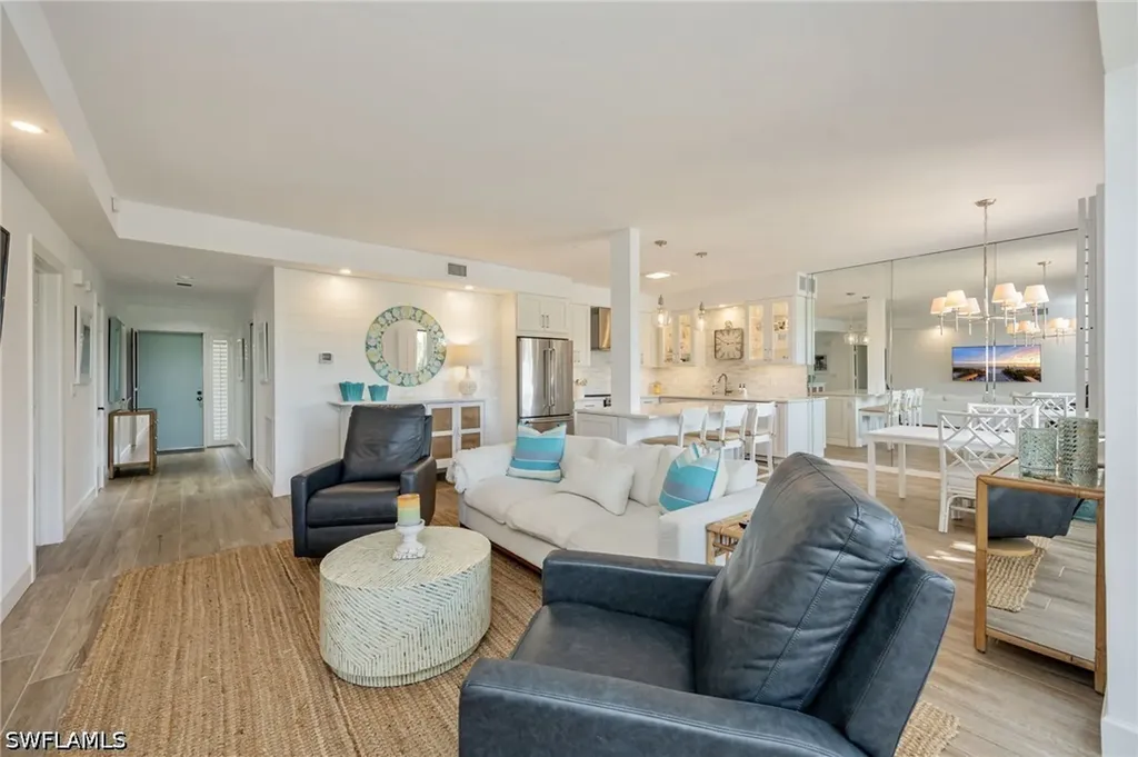 312 Bears Paw Trail Naples FL 34105