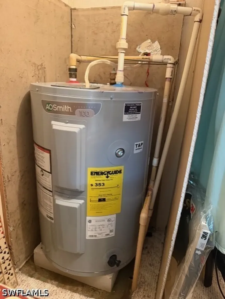 210 Pine Key Lane Naples FL 34114