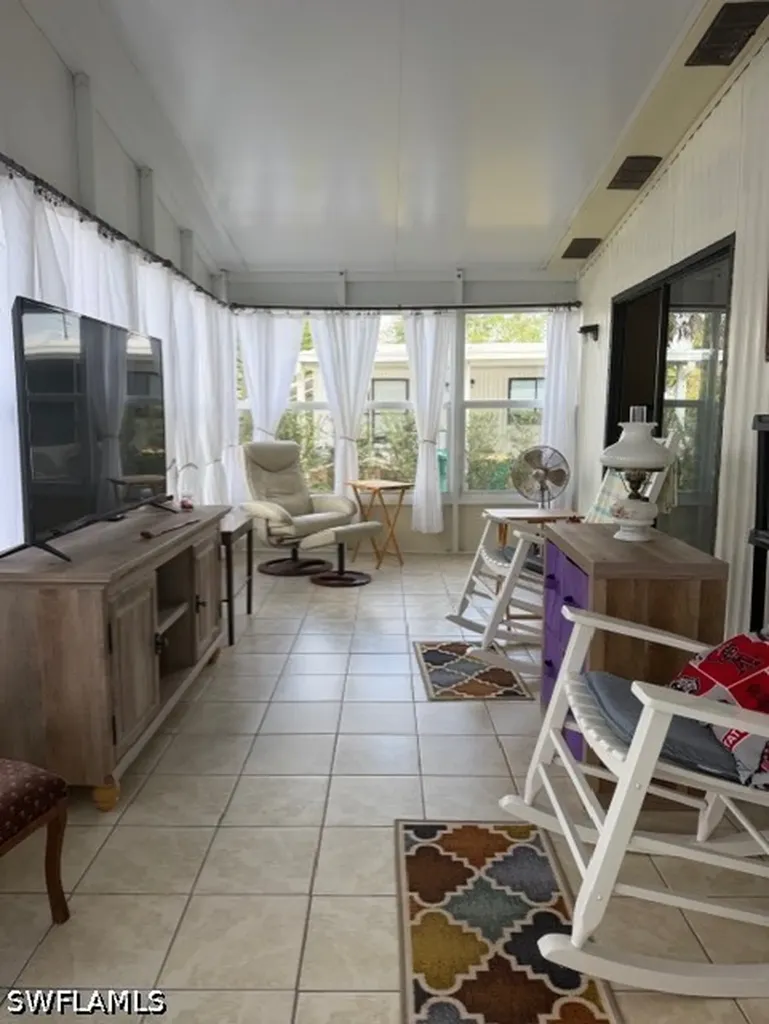 210 Pine Key Lane Naples FL 34114