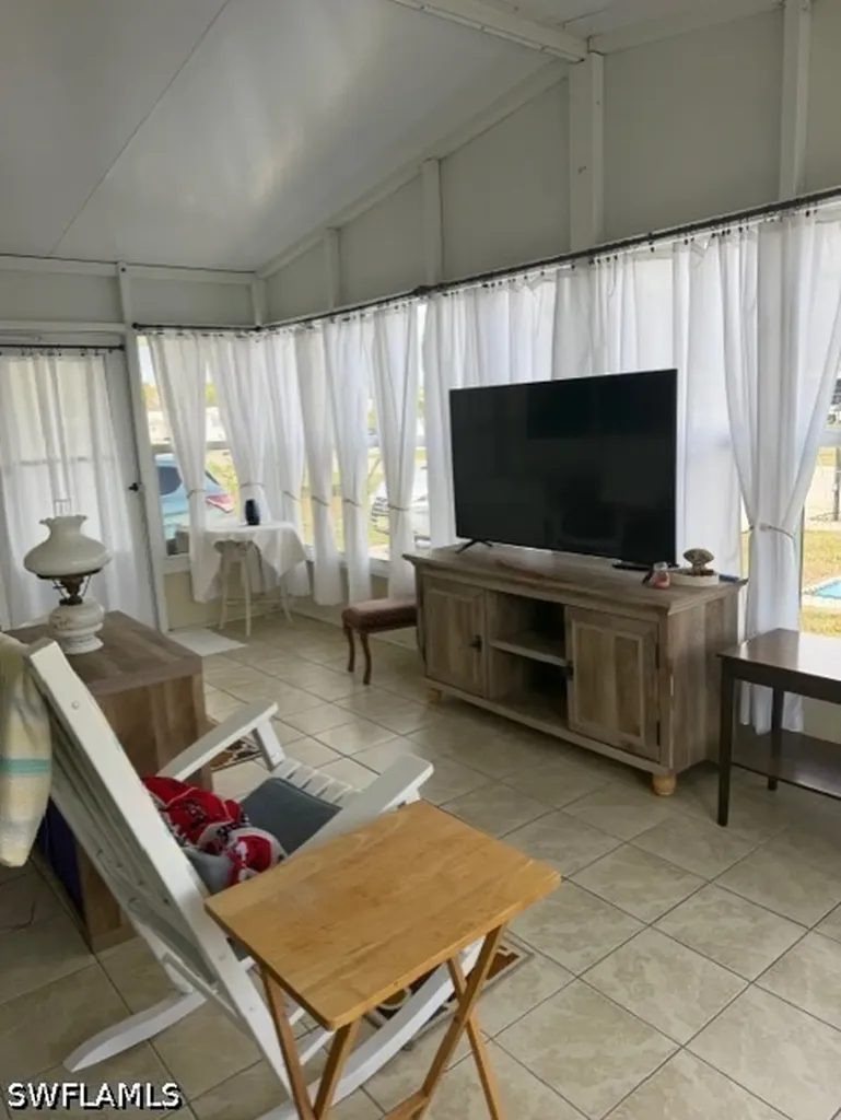 210 Pine Key Lane Naples FL 34114