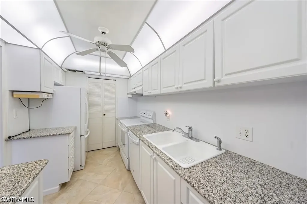 788 Park Shore Drive Naples FL 34103
