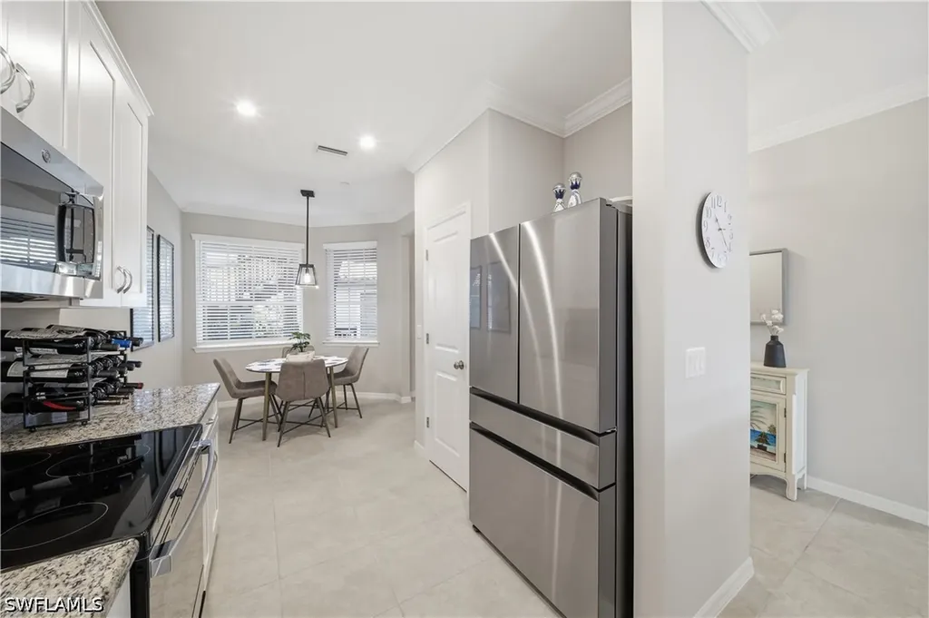 9394 Pocida Court Naples FL 34119