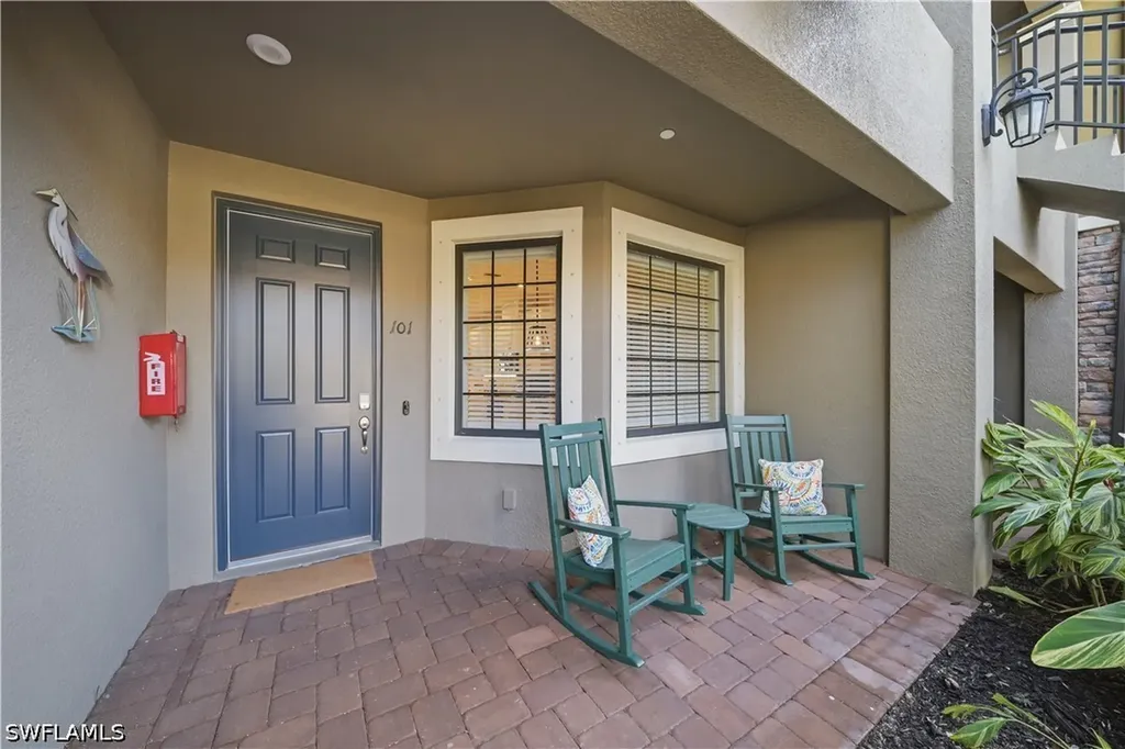 9394 Pocida Court Naples FL 34119