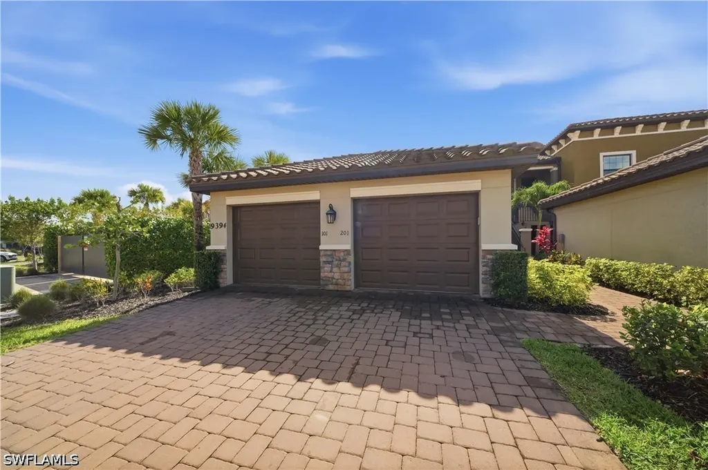 9394 Pocida Court Naples FL 34119