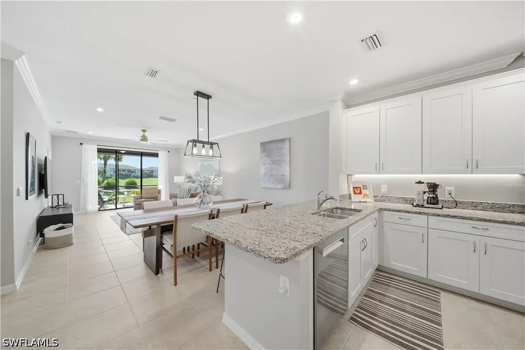 9394 Pocida Court Naples FL 34119