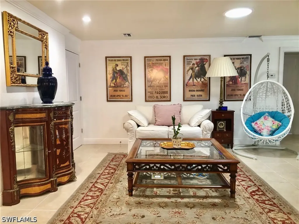 283 Cypress Way W Naples FL 34110