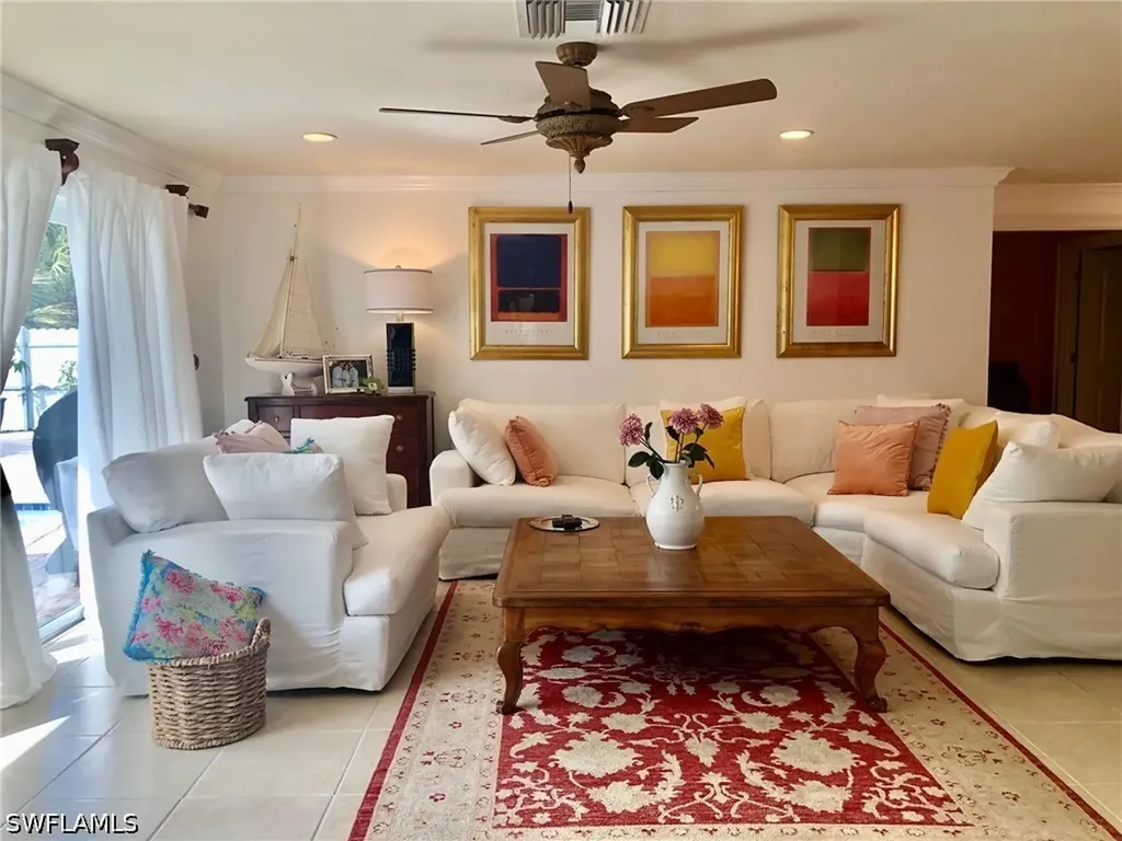 283 Cypress Way W Naples FL 34110