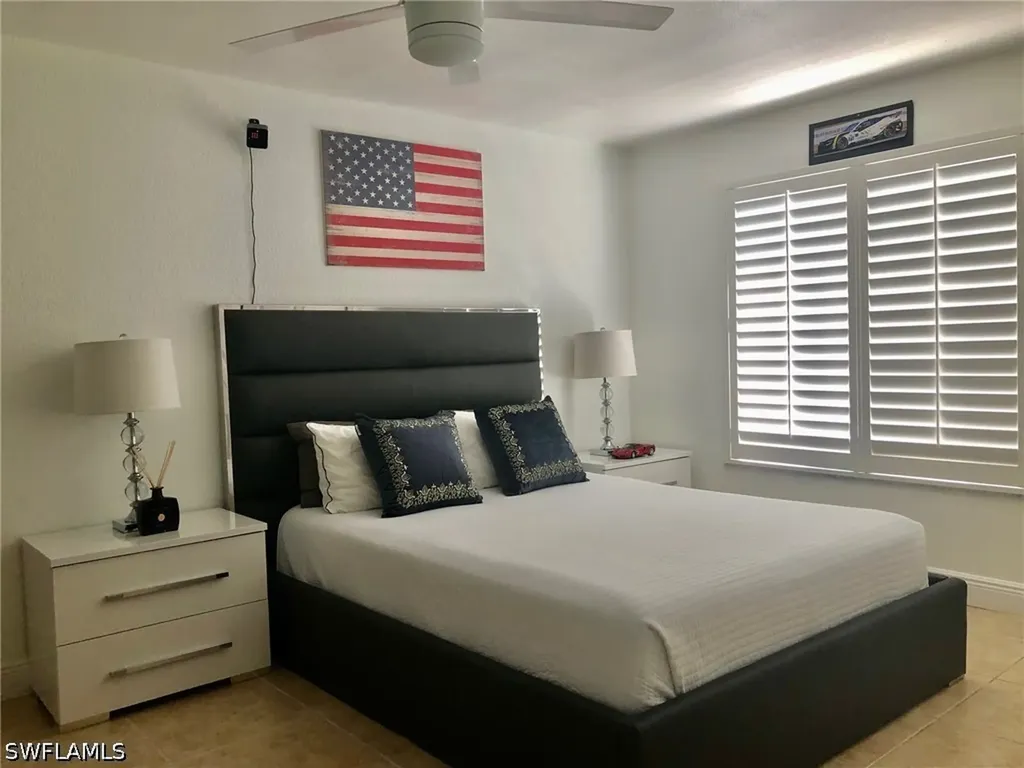283 Cypress Way W Naples FL 34110