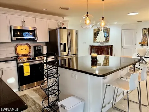 283 Cypress Way W Naples FL 34110