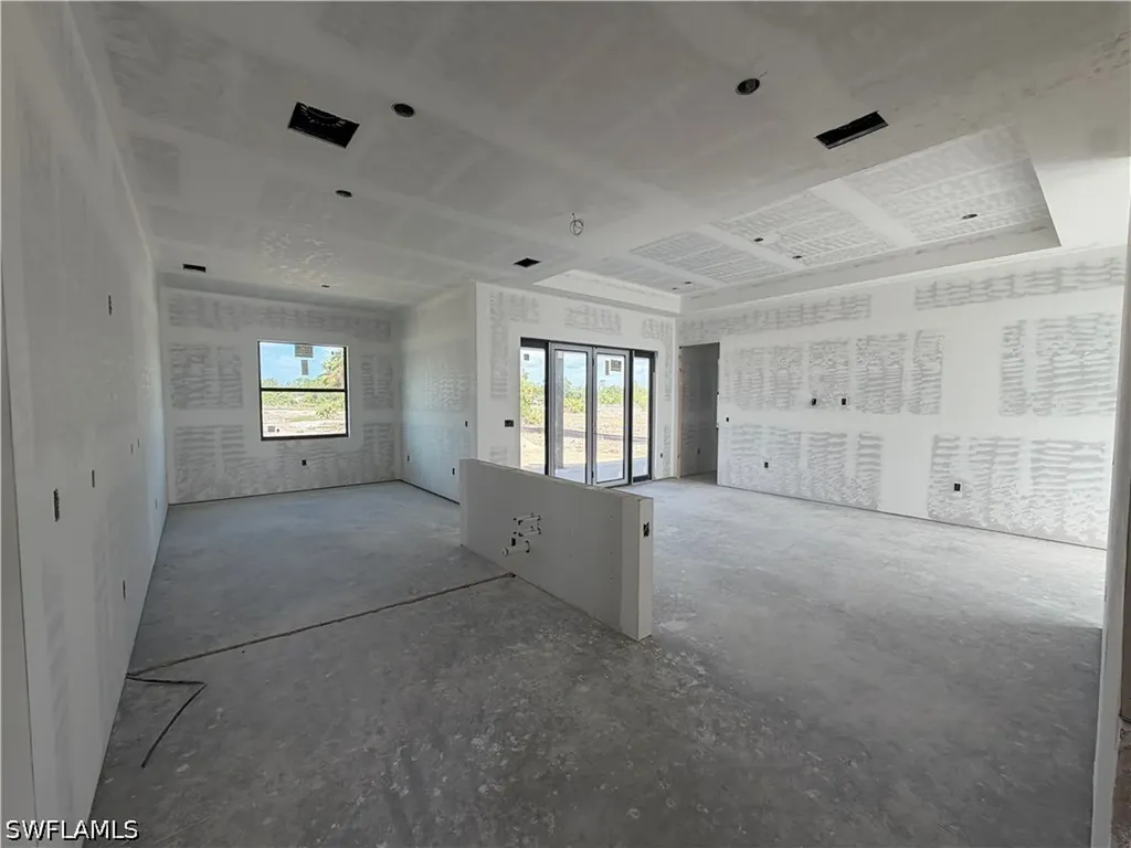 4243 20th Street NE Naples FL 34120