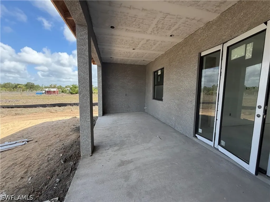 4243 20th Street NE Naples FL 34120