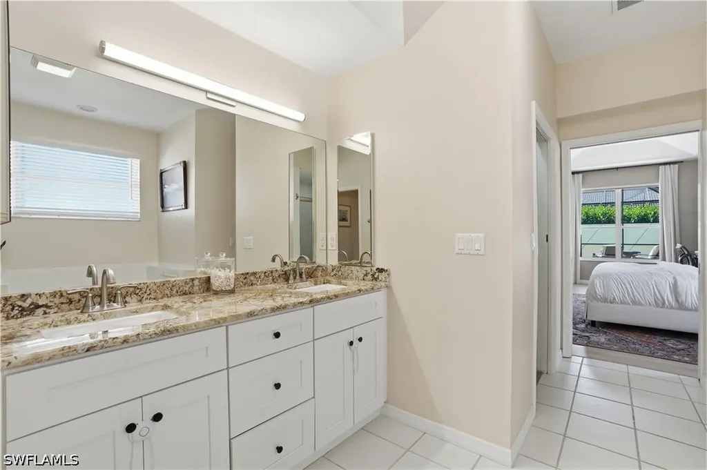 4356 Mistlethrush Lane Naples FL 34119