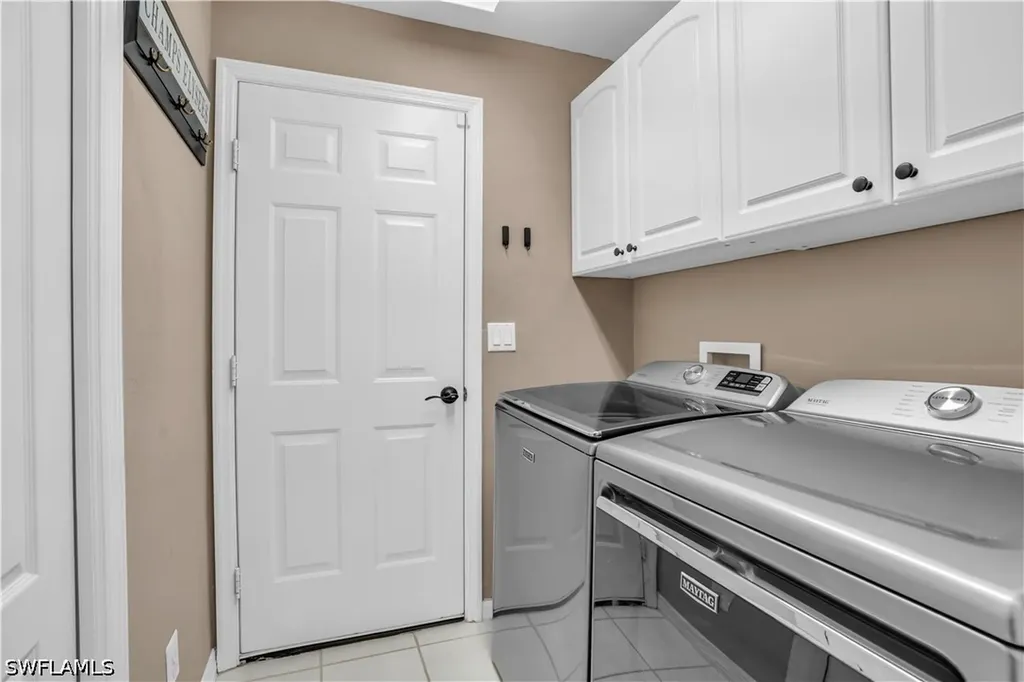 4356 Mistlethrush Lane Naples FL 34119