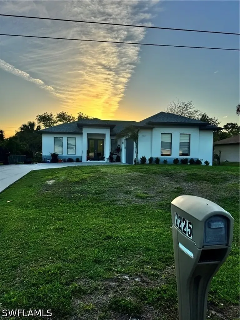 2225 50th Street SW Naples FL 34116
