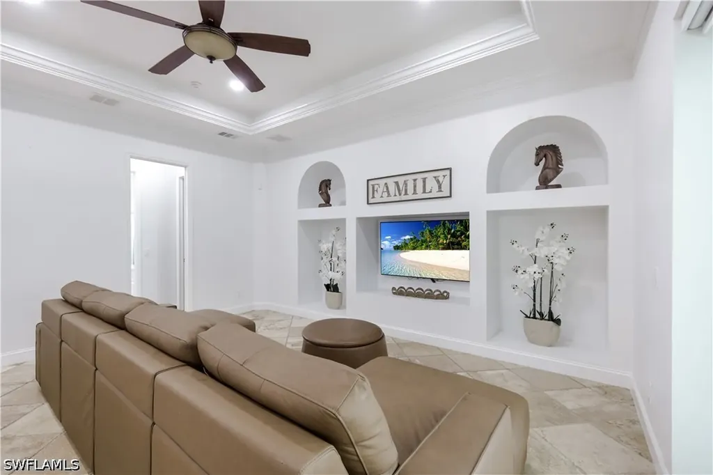 3223 4th Avenue NE Naples FL 34120